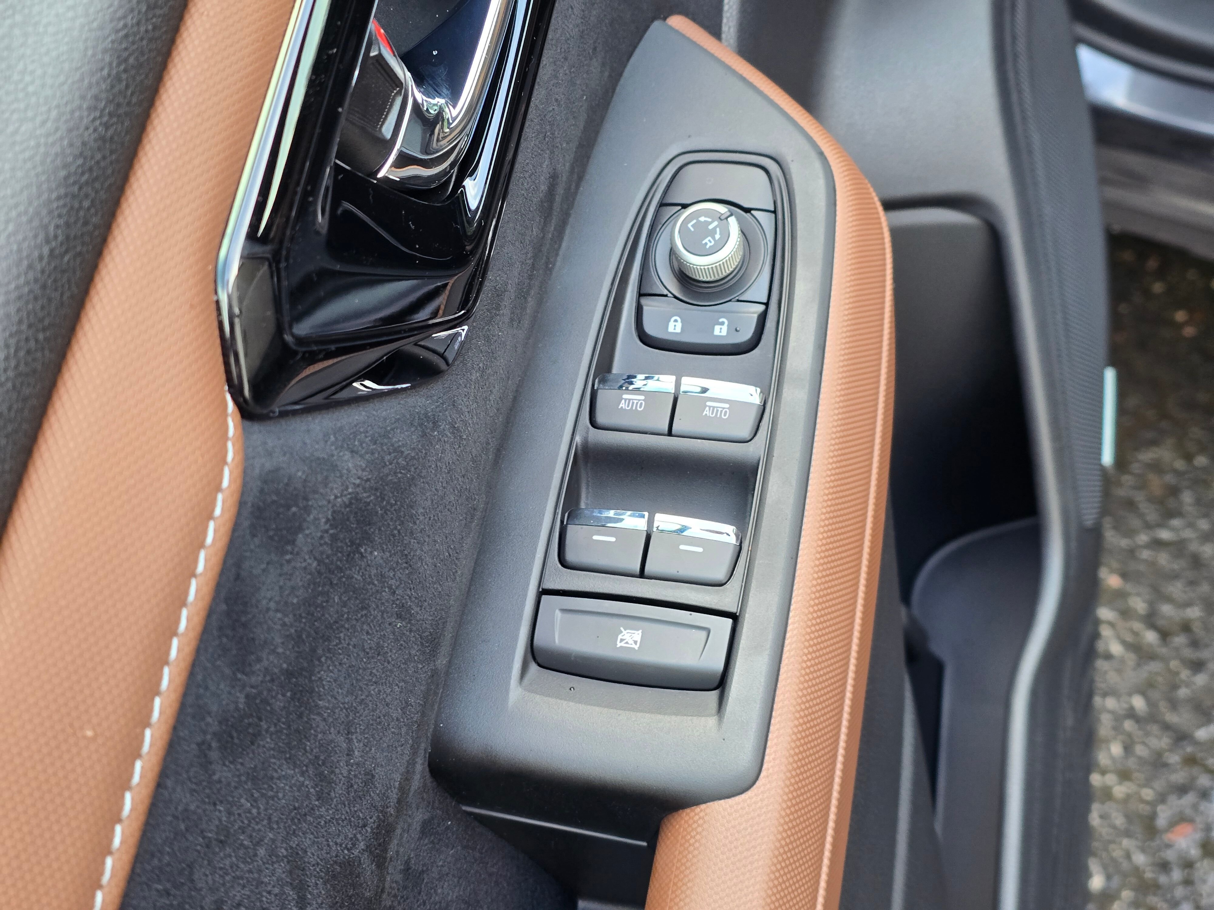 2026 Subaru Forester Touring - Photo 14