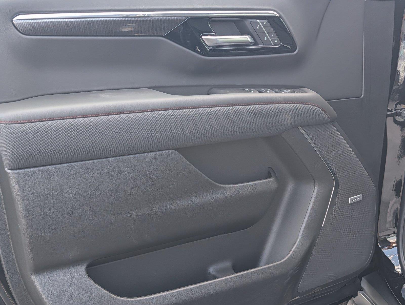 2026 Chevrolet Tahoe RST - Photo 14