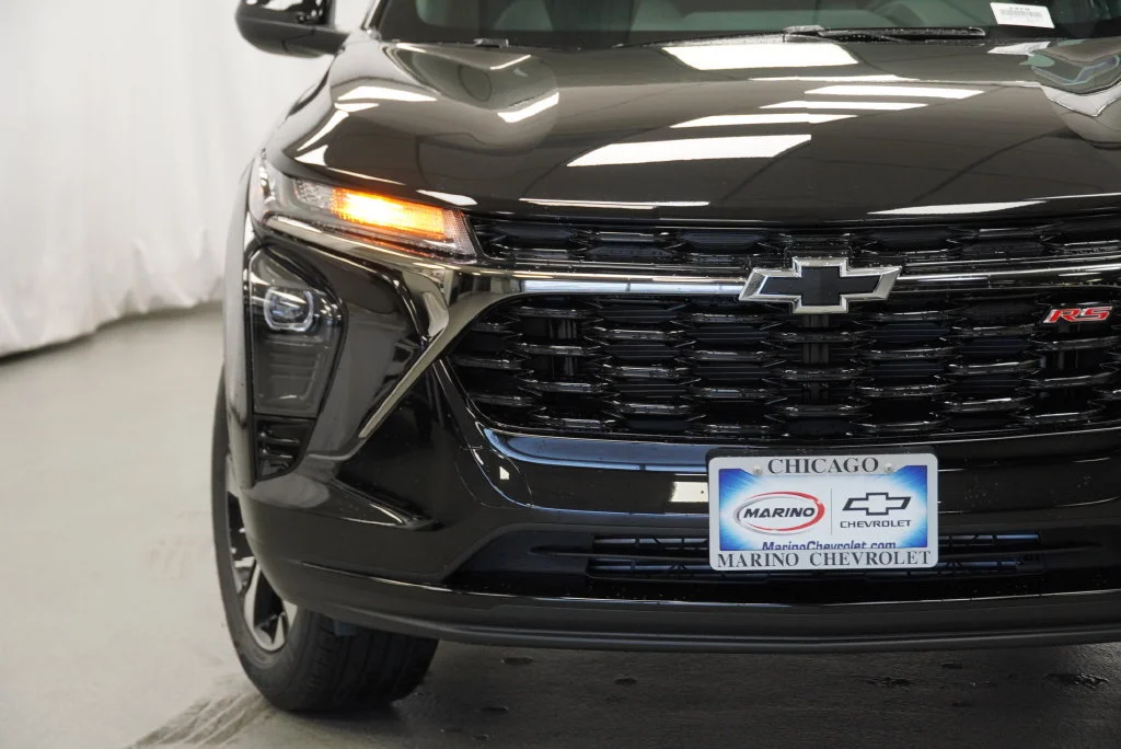 New 2026 Mosaic Black Metallic Chevrolet 1RS image 10