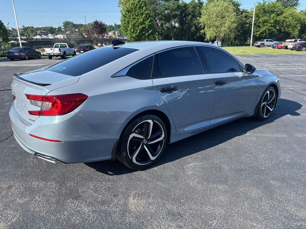 Used 2021 Sonic Gray Pearl Honda Sport image 6