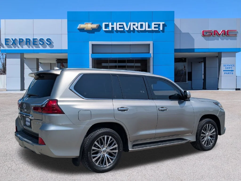 Used 2018 Silver Lexus 570 image 3