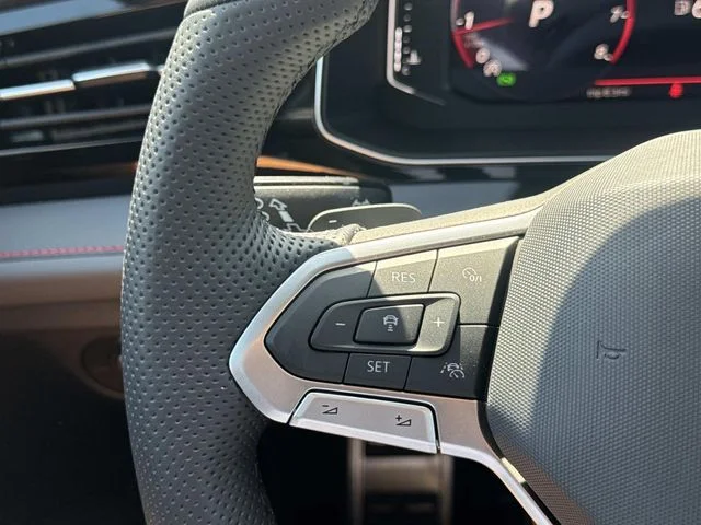 New 2026 Black Volkswagen 2.0T Autobahn image 19