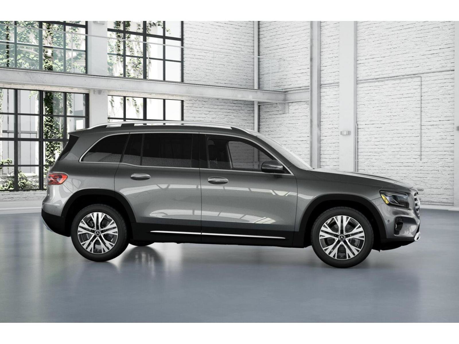 New 2026 Mountain Grey Metallic Mercedes-Benz GLB 250 image 27