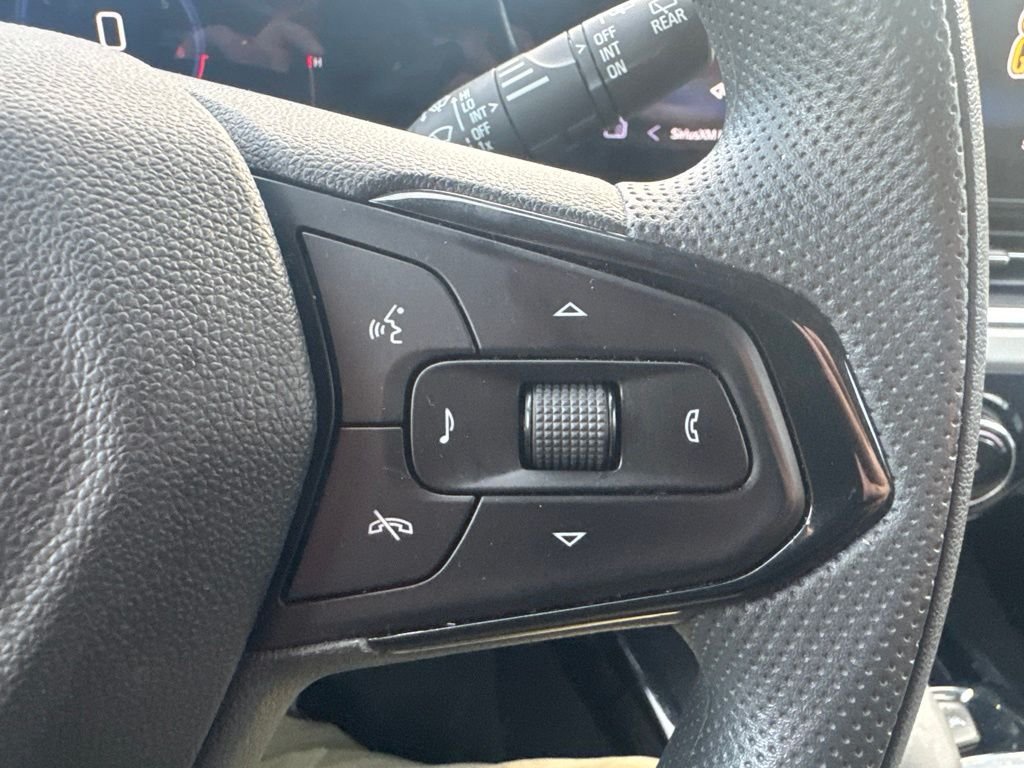 Used 2025 Gray Chevrolet LT image 18