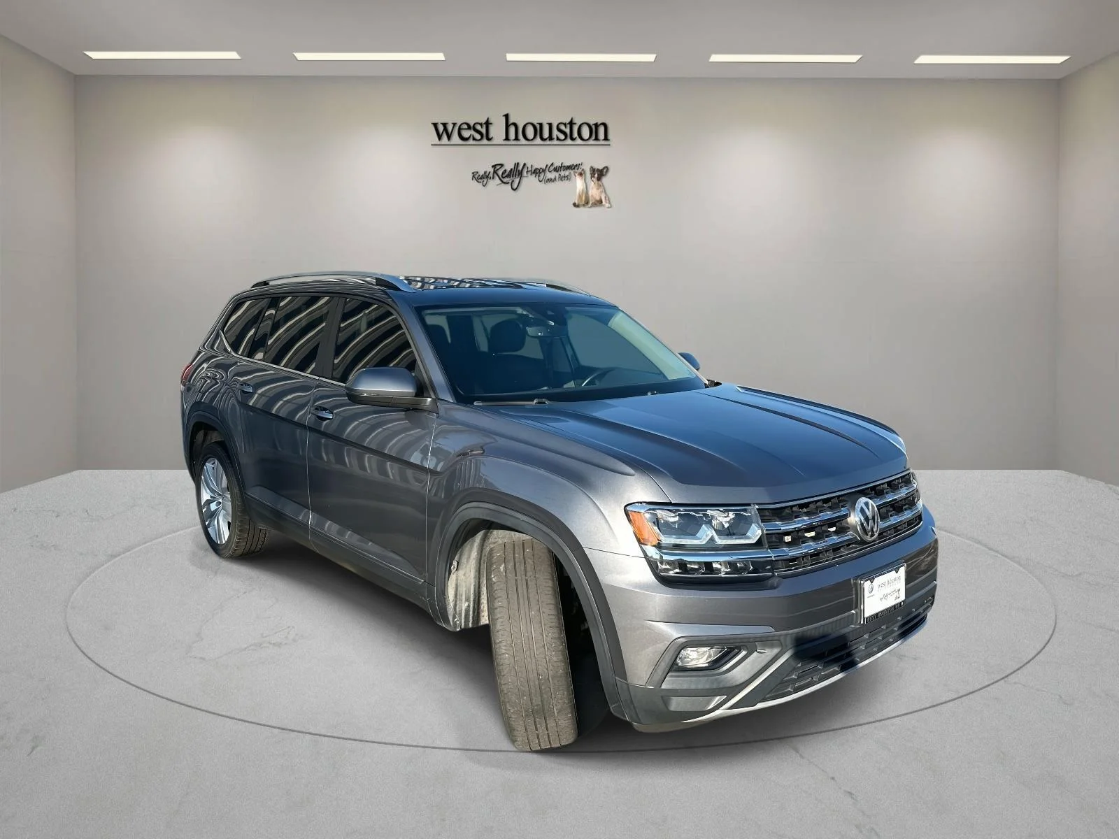Used 2019 Gray Volkswagen 2.0T SE w/Technology image 3