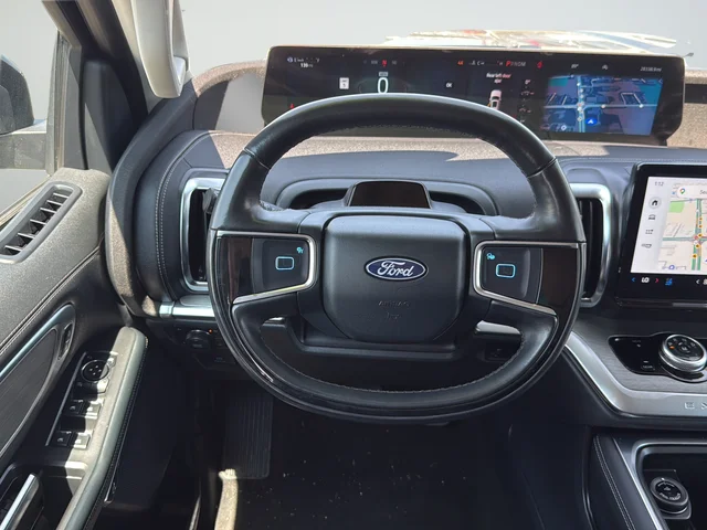 2025 Ford Expedition Platinum - Photo 37