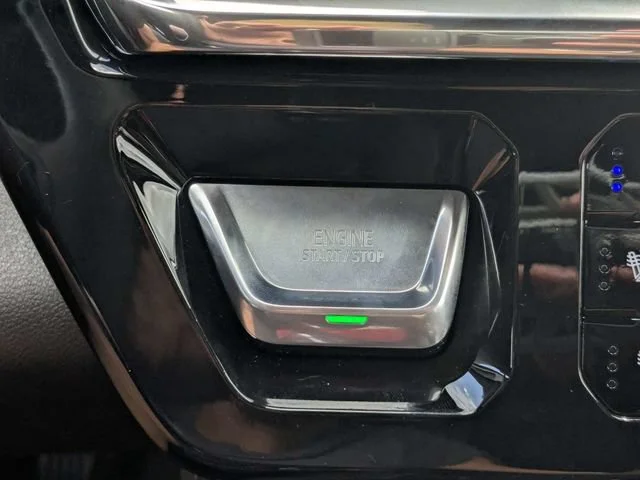 New 2026 Glacier White Tricoat GMC Denali image 33