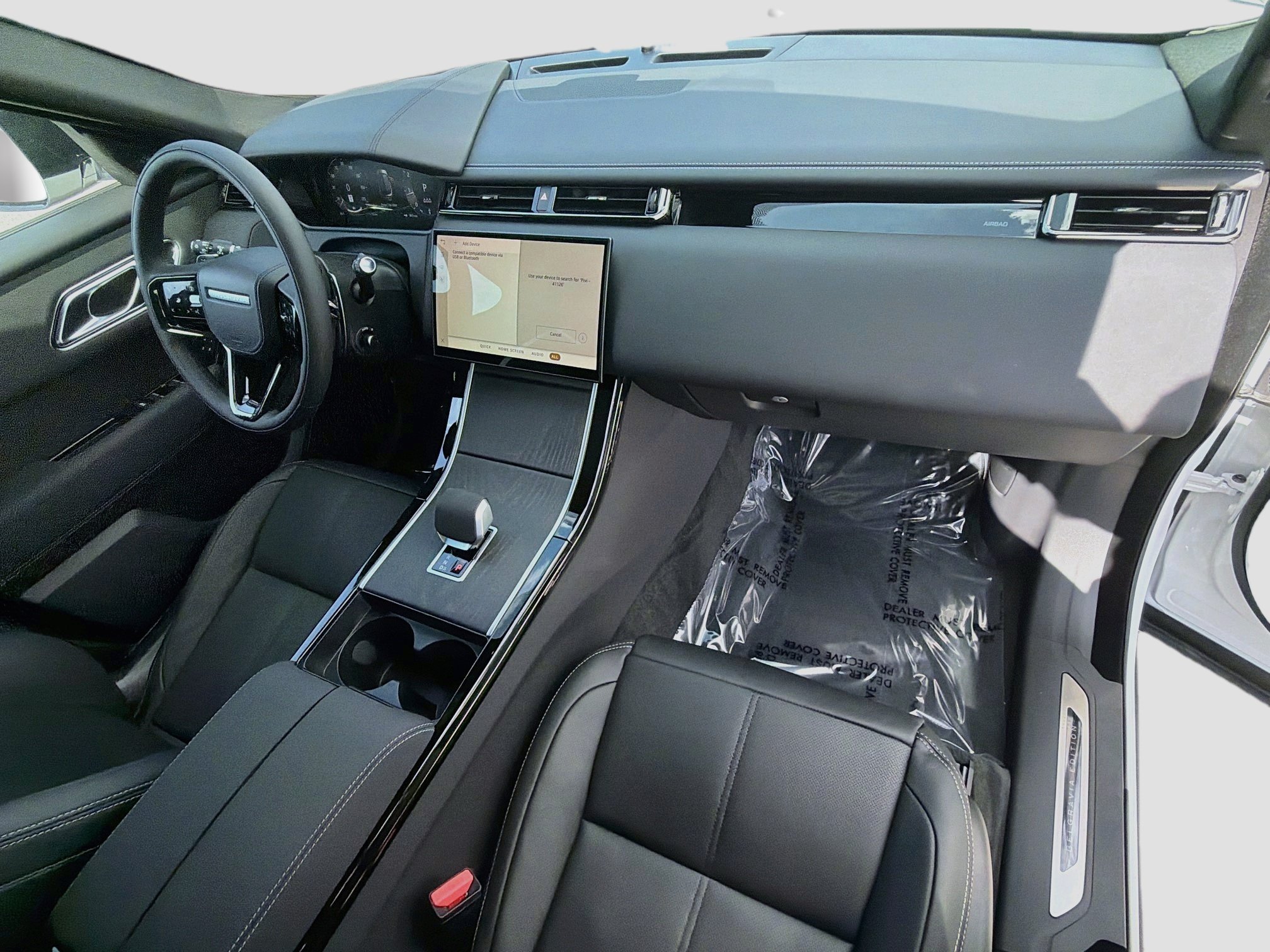 New 2026 Fuji White LAND ROVER  image 15