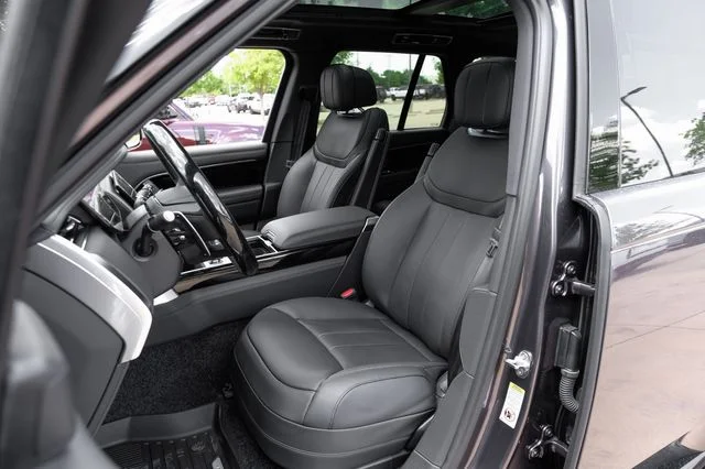 New 2026 Charente Grey Land Rover SE image 42