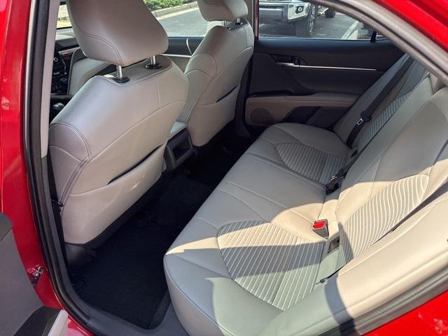 2022 Toyota Camry SE - Photo 15