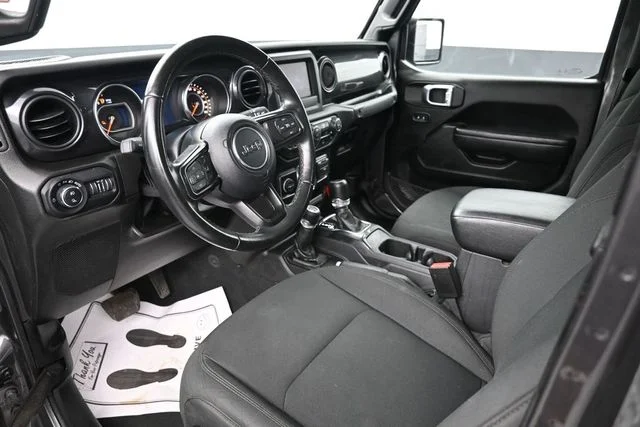 Used 2022 Gray Jeep Sport image 14