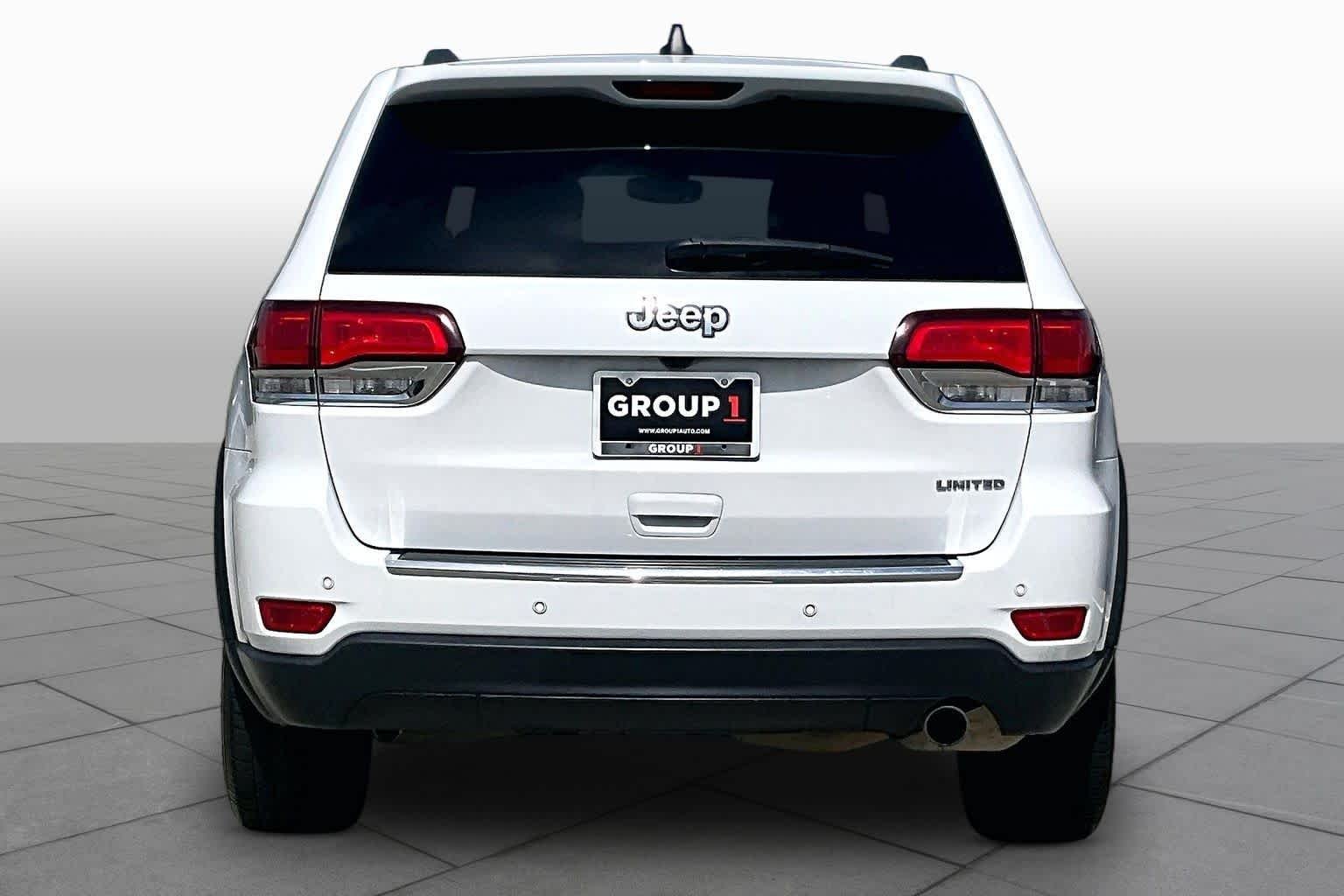 Used 2021 Bright White Clearcoat Jeep Limited image 4
