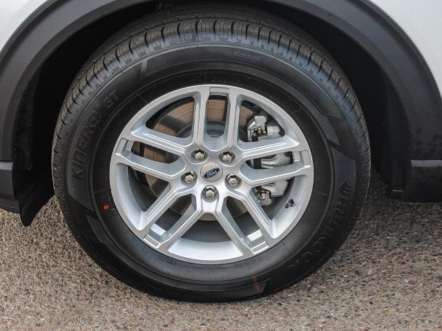 New 2026 Star White Metallic Tri-Coat Ford Active image 58