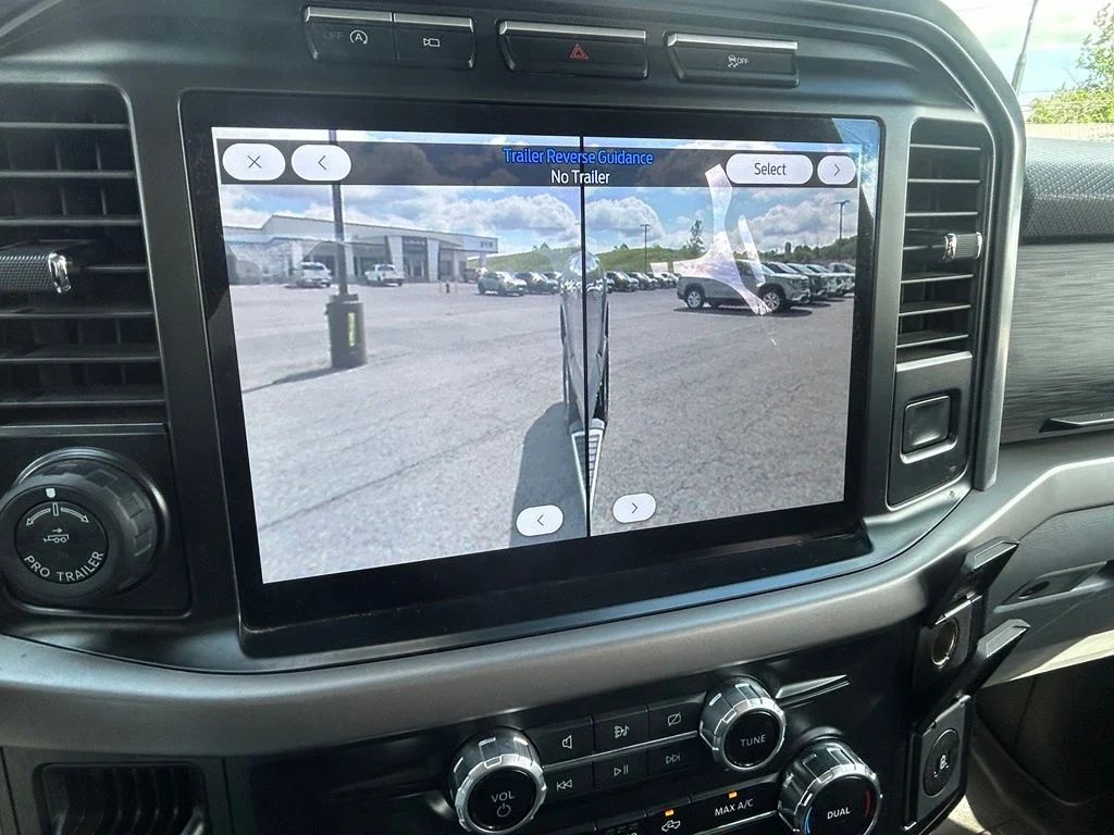 Used 2024 Blue Ford XLT image 34