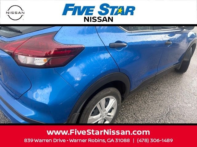 Used 2024 Blue Nissan S image 12