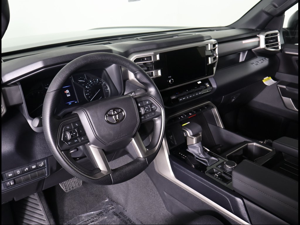 2026 Toyota Tundra SR5 - Photo 6