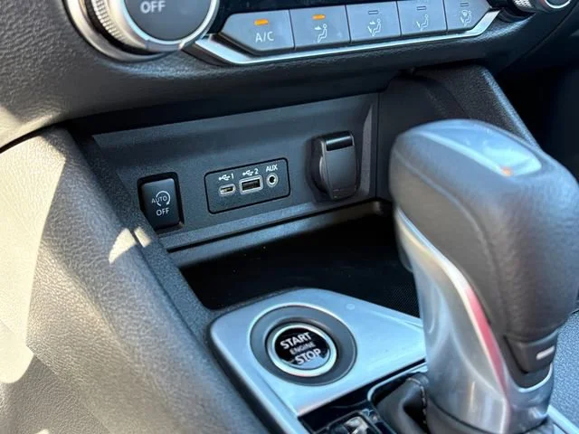2025 Nissan Sentra SV - Photo 23