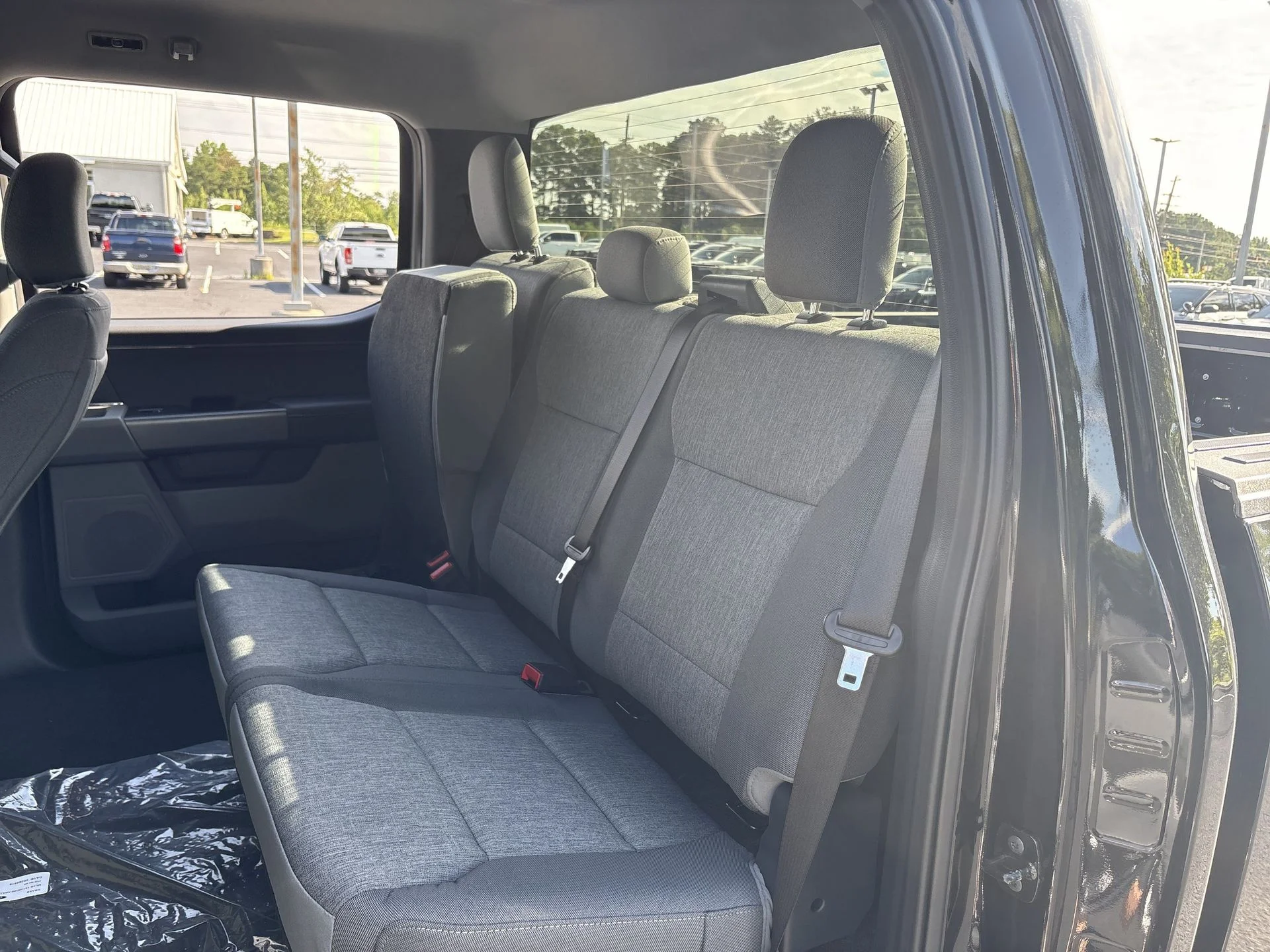 New 2026 Agate Black Metallic Ford XLT image 15
