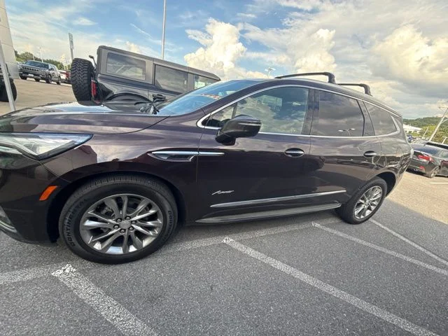 Used 2022 Red Buick Avenir image 13