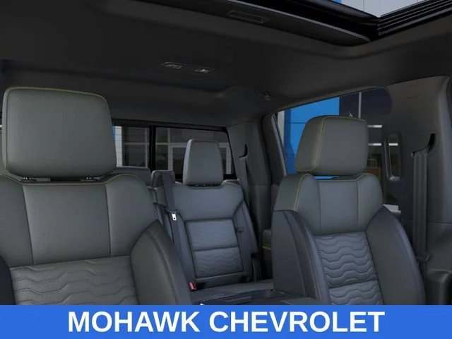 New 2026 Summit White Chevrolet ZR2 image 24