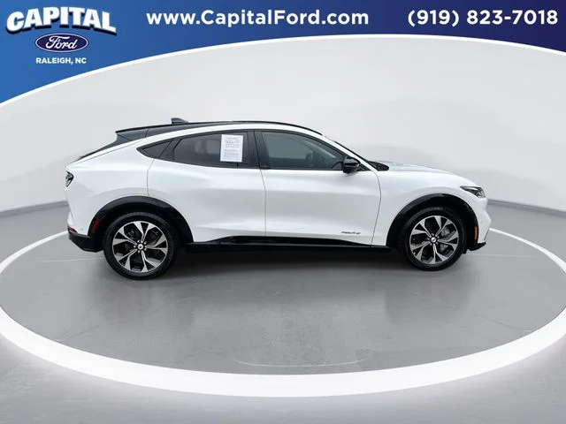 Used 2023 White Ford Premium image 9