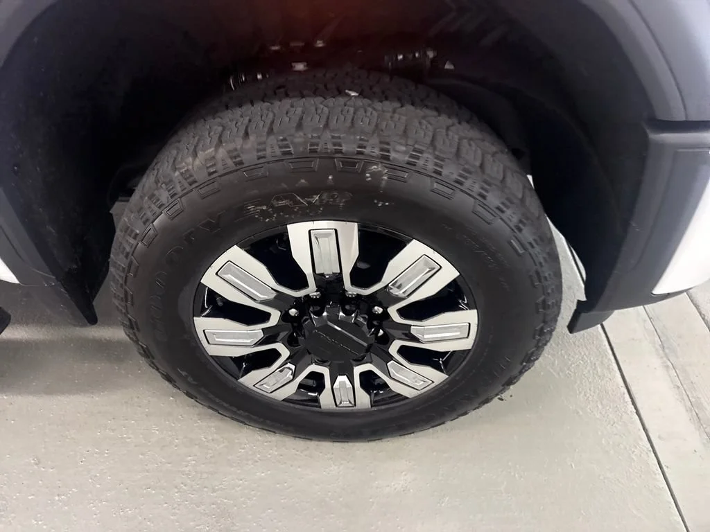 New 2026 Summit White GMC Denali image 4