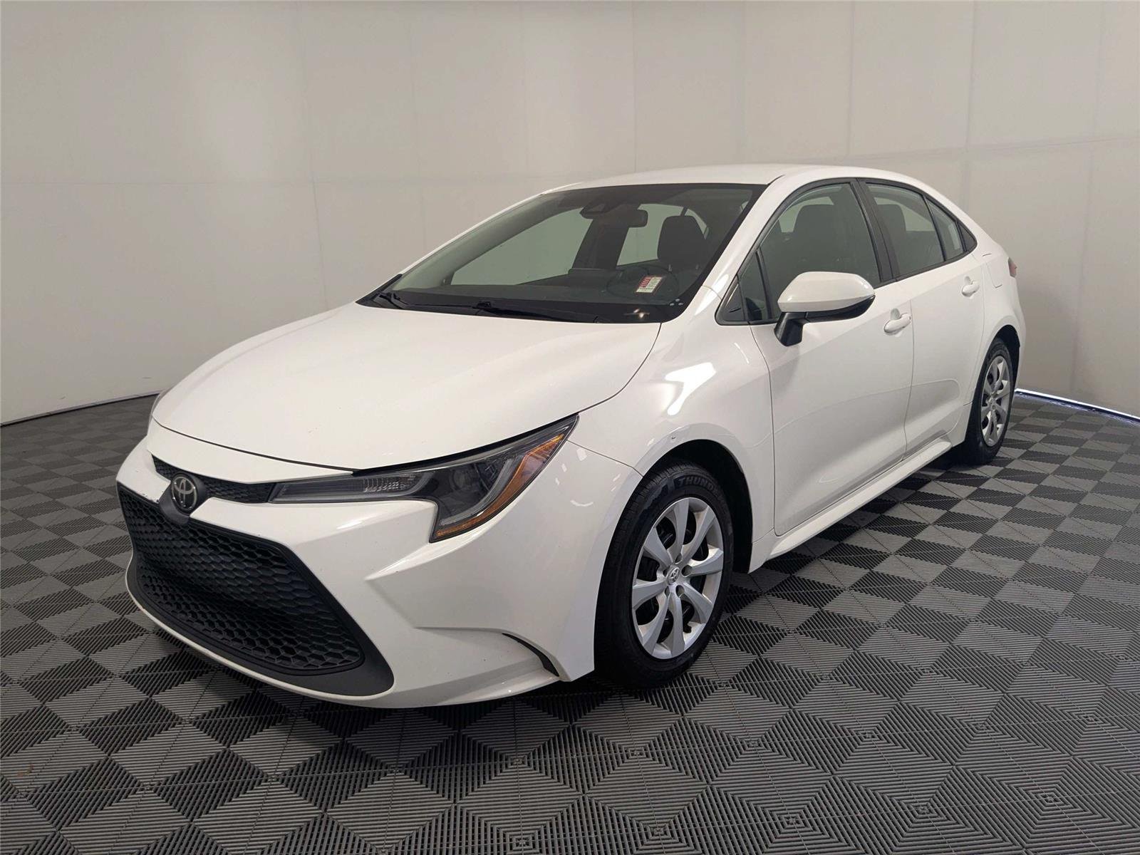 Used 2022 Toyota Corolla LE with VIN 5YFEPMAEXNP371487 for sale in McDonough, GA