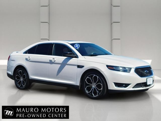 2018 Ford Taurus SHO AWD's photo