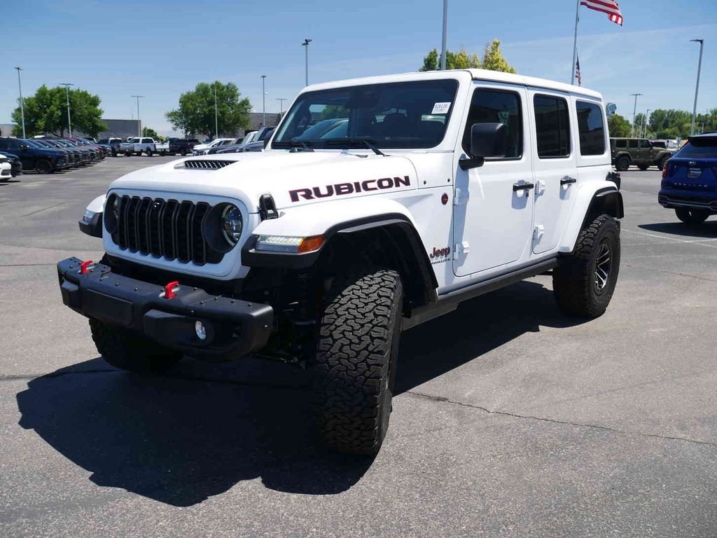New 2026 Bright White Clear-Coat Exterior Paint Jeep  image 3