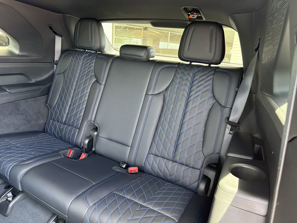 2026 Cadillac Escalade IQ Luxury - Photo 14