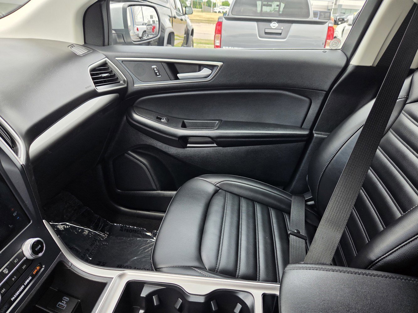 Used 2023 Silver Ford SEL image 16