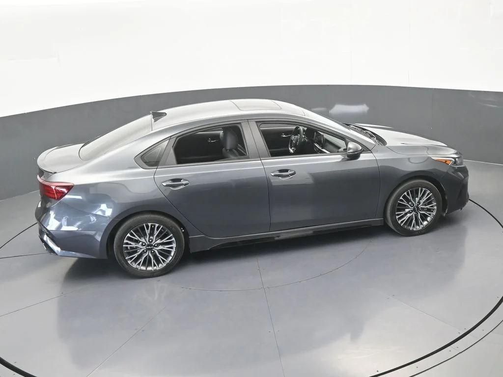 Used 2024 Gravity Gray Kia GT-Line image 53