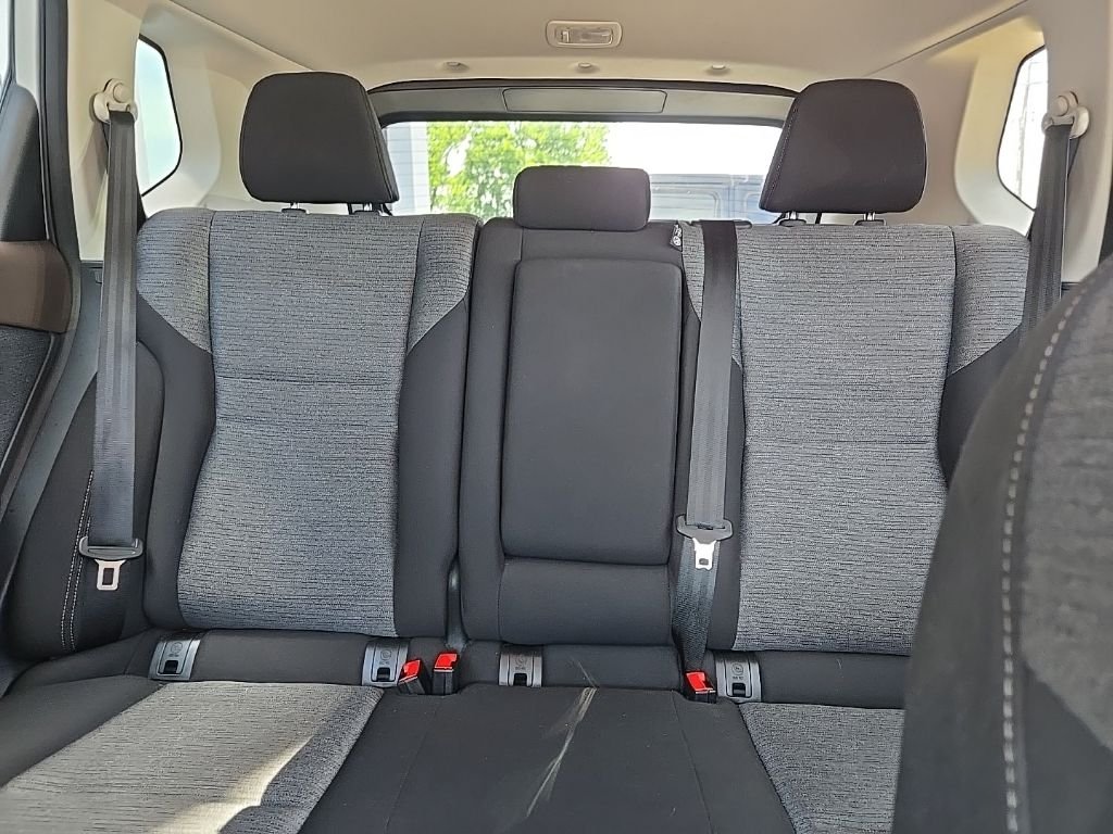 Used 2023 Silver Nissan SV image 34