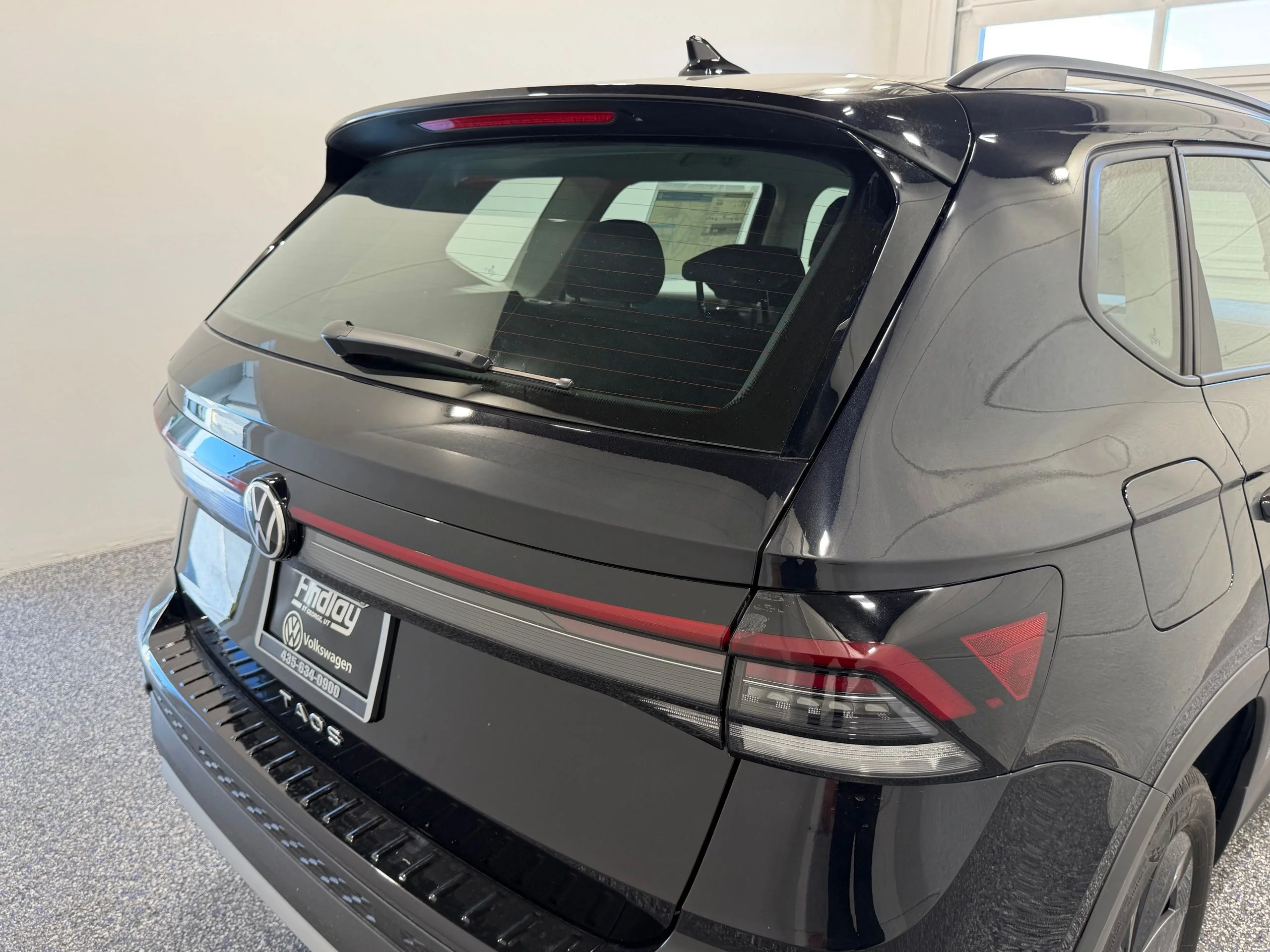 New 2026 Black Volkswagen 1.5T S image 17
