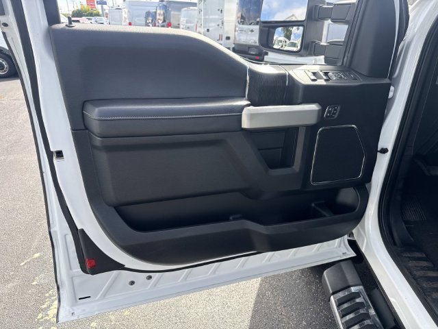 Used 2020 Oxford White Ford Lariat image 20