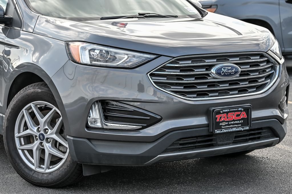 Used 2021 Gray Ford SEL image 3