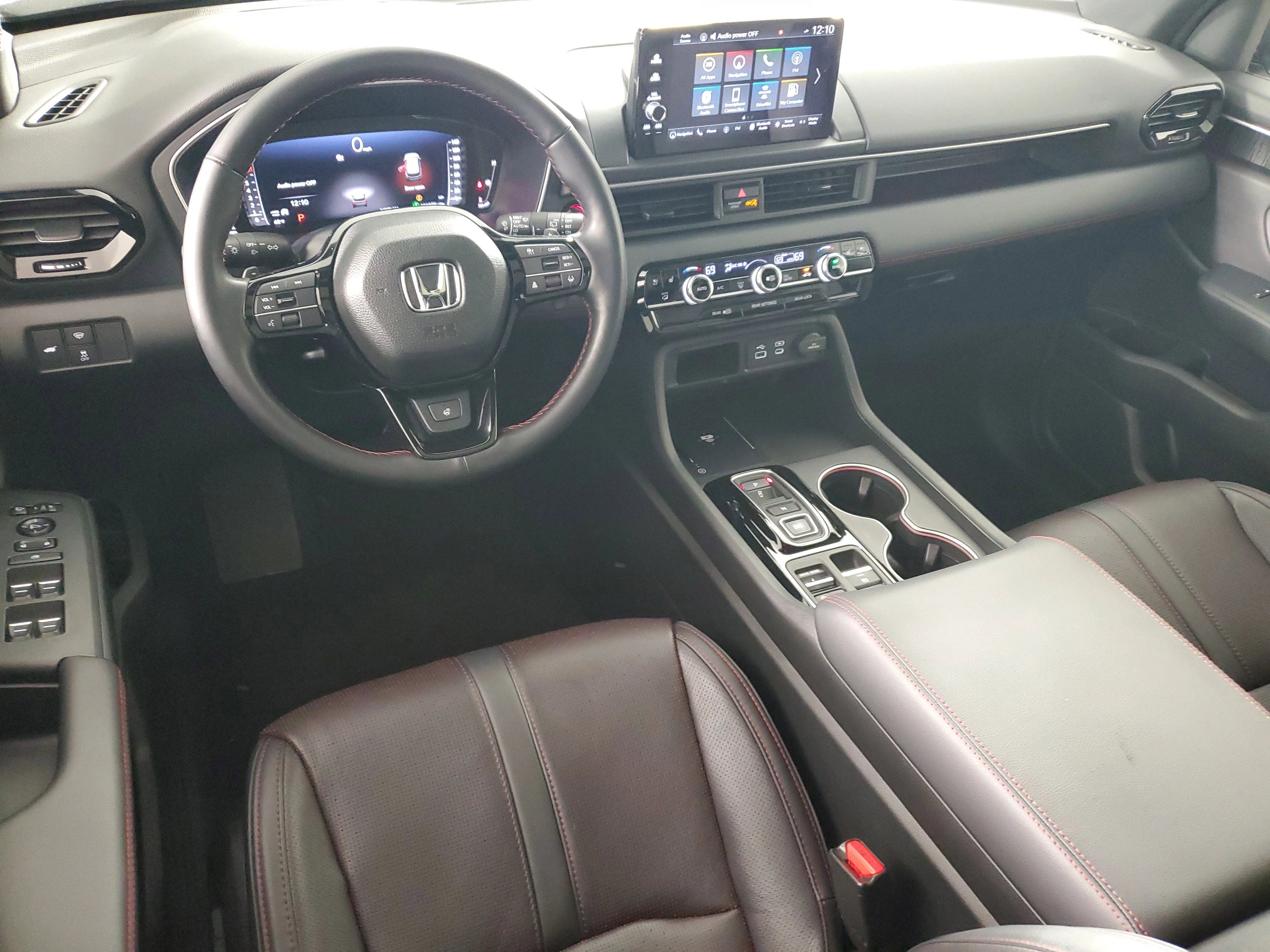 2025 Honda Pilot Black Edition - Photo 15