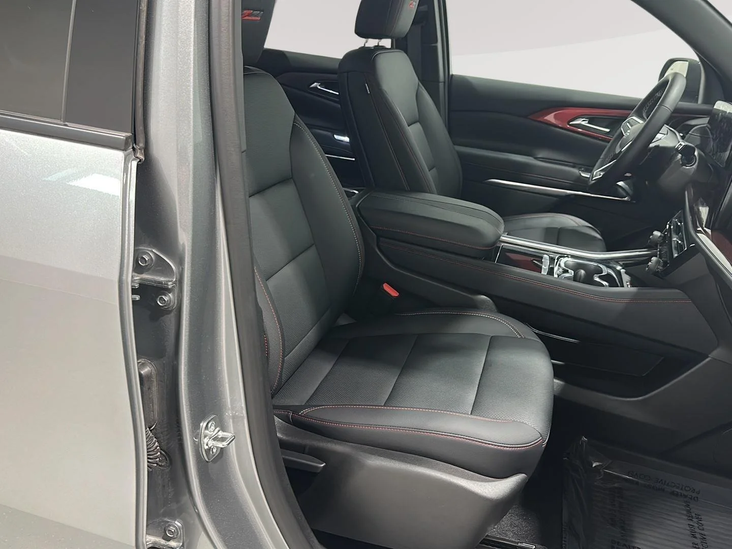 Used 2025 Sterling Gray Metallic Chevrolet Z71 image 26