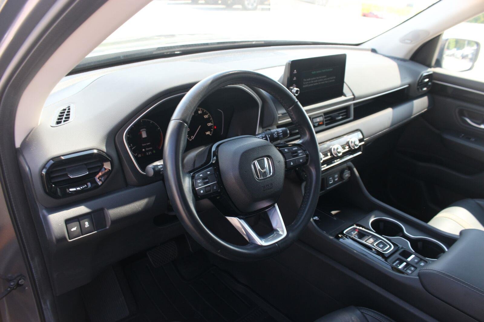 Used 2024 Gray Honda Touring image 18