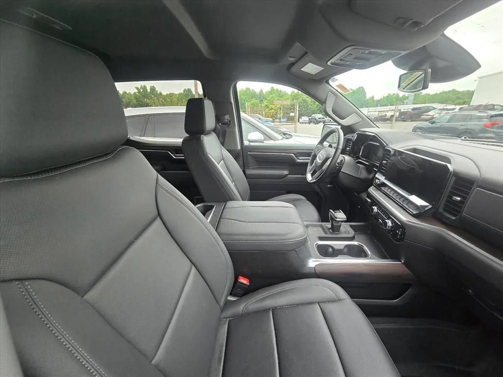 Used 2026 Volcanic Red Tintcoat GMC SLT image 7