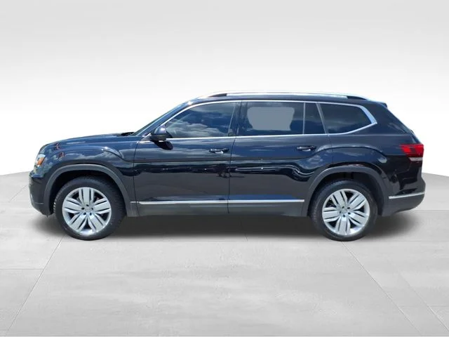 Used 2019 Black Volkswagen SEL Premium image 4
