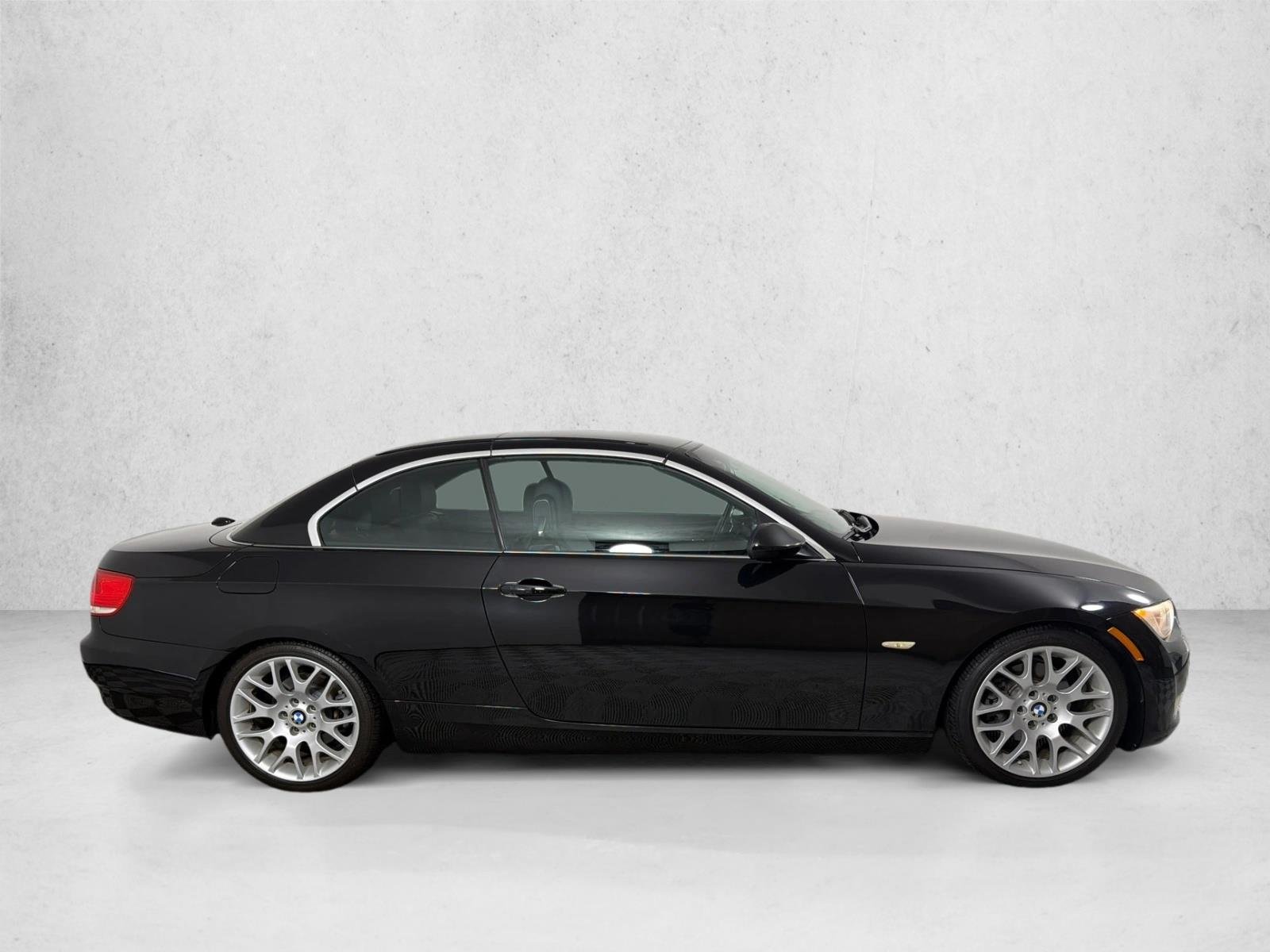 Used 2008 Black BMW 328i image 2