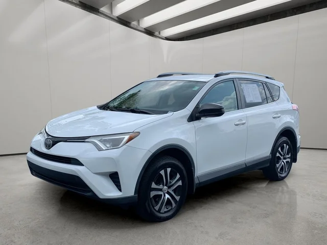 2017 Toyota RAV4 LE