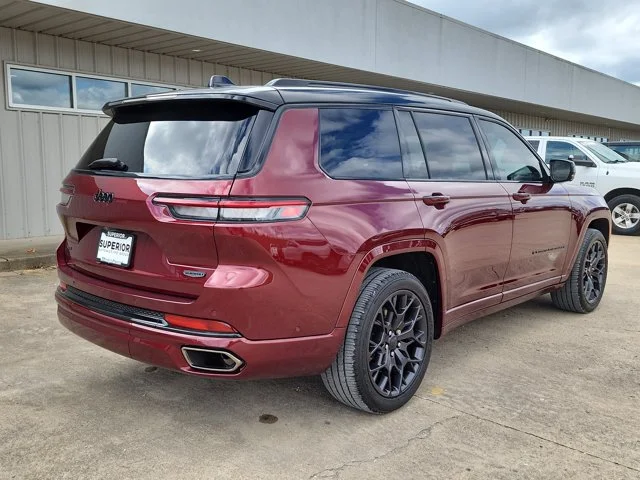 Used 2025 Red Jeep Summit image 3