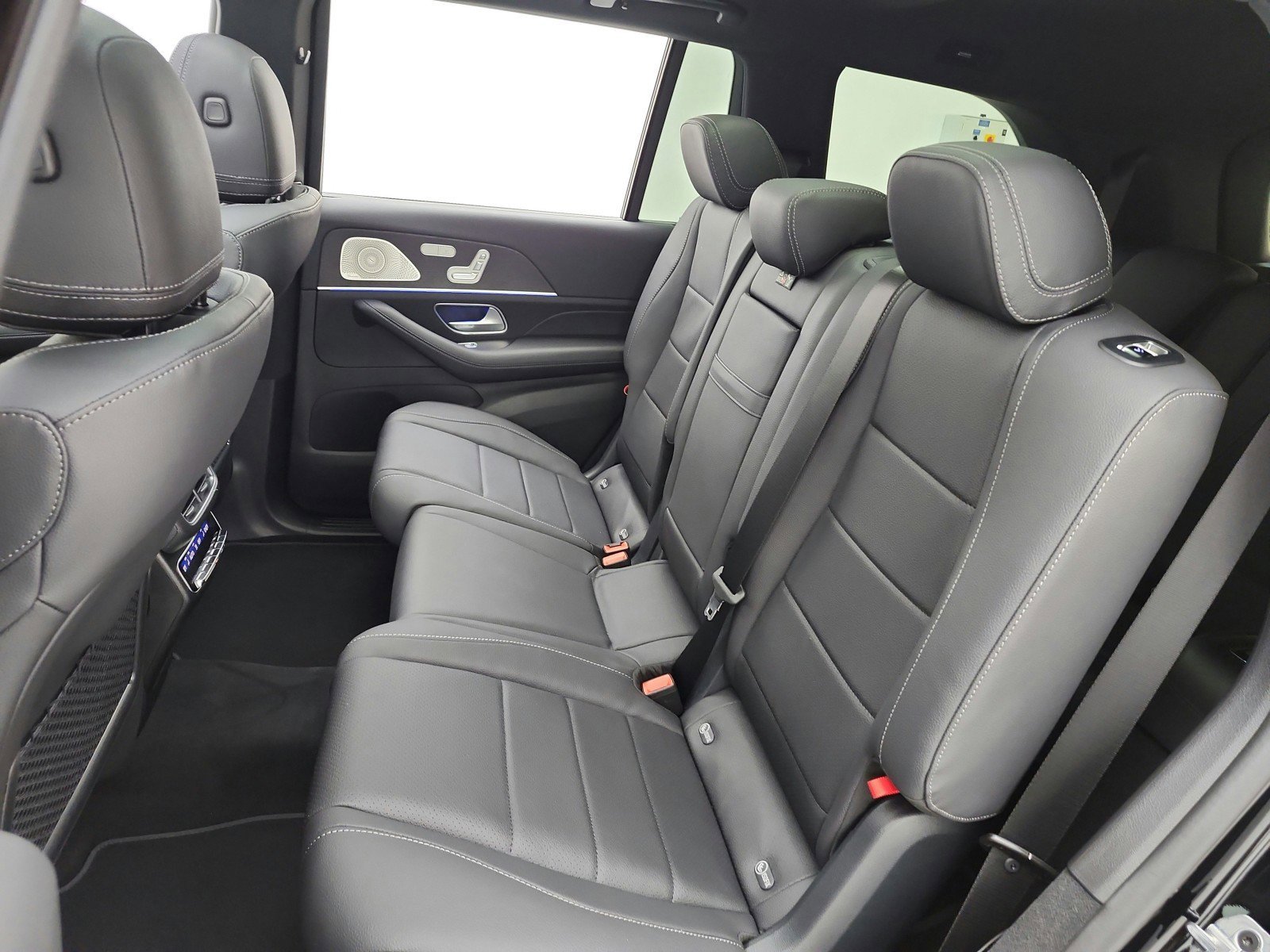 New 2026 Black Mercedes-Benz GLS 450 4MATIC® SUV image 40