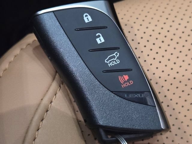 New 2026 Nori Green Pearl Lexus PREMIUM image 40