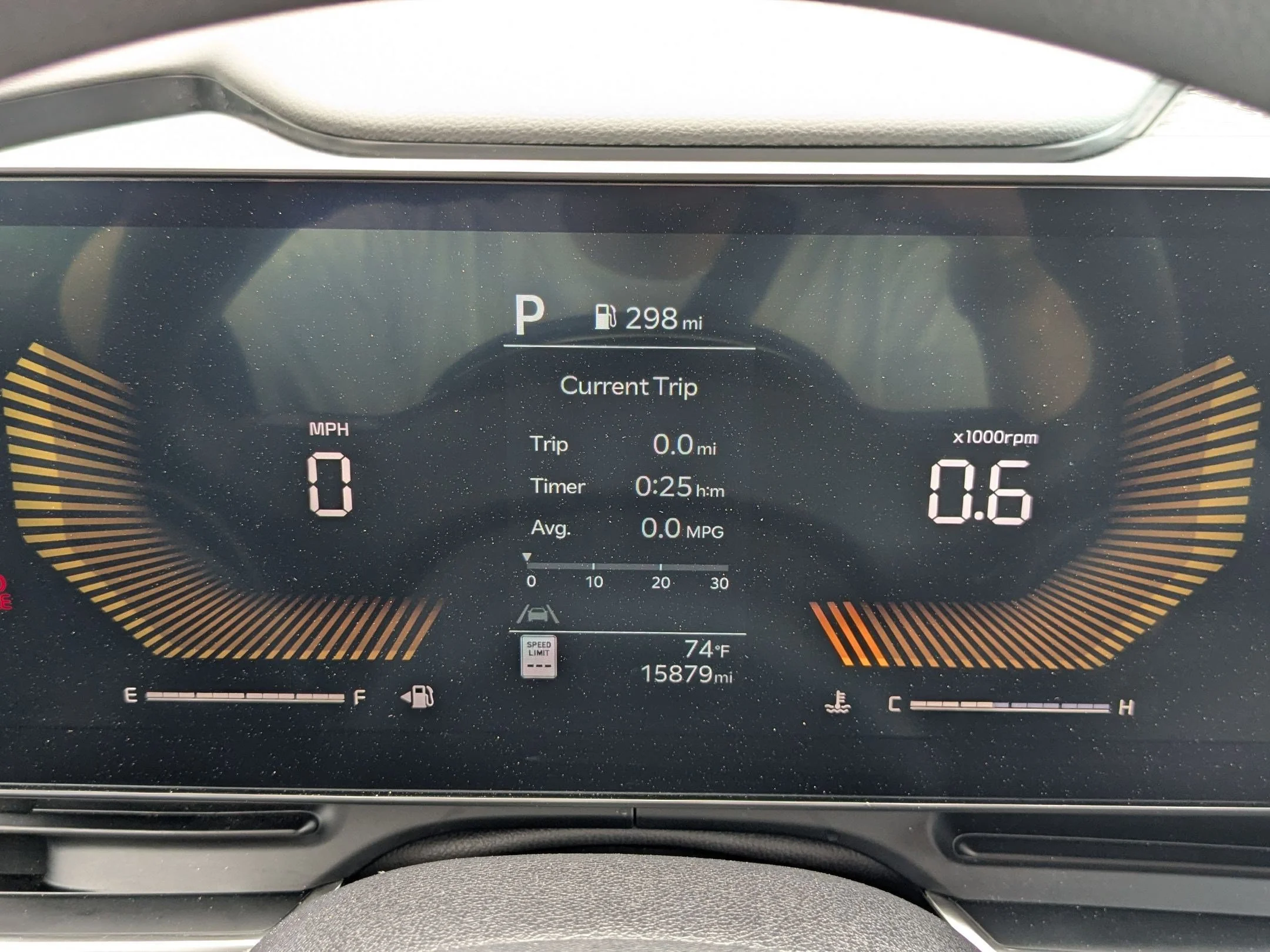 Used 2025 Deep Chroma Blue Kia LX image 14