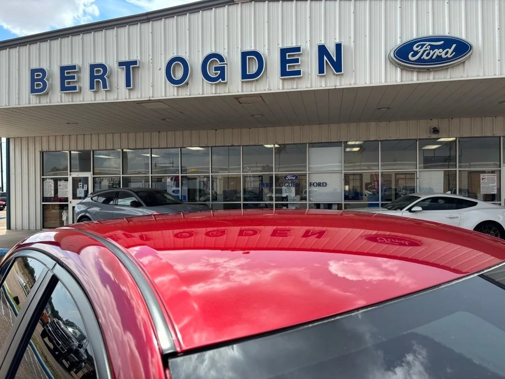 Used 2024 Red Nissan SV image 7