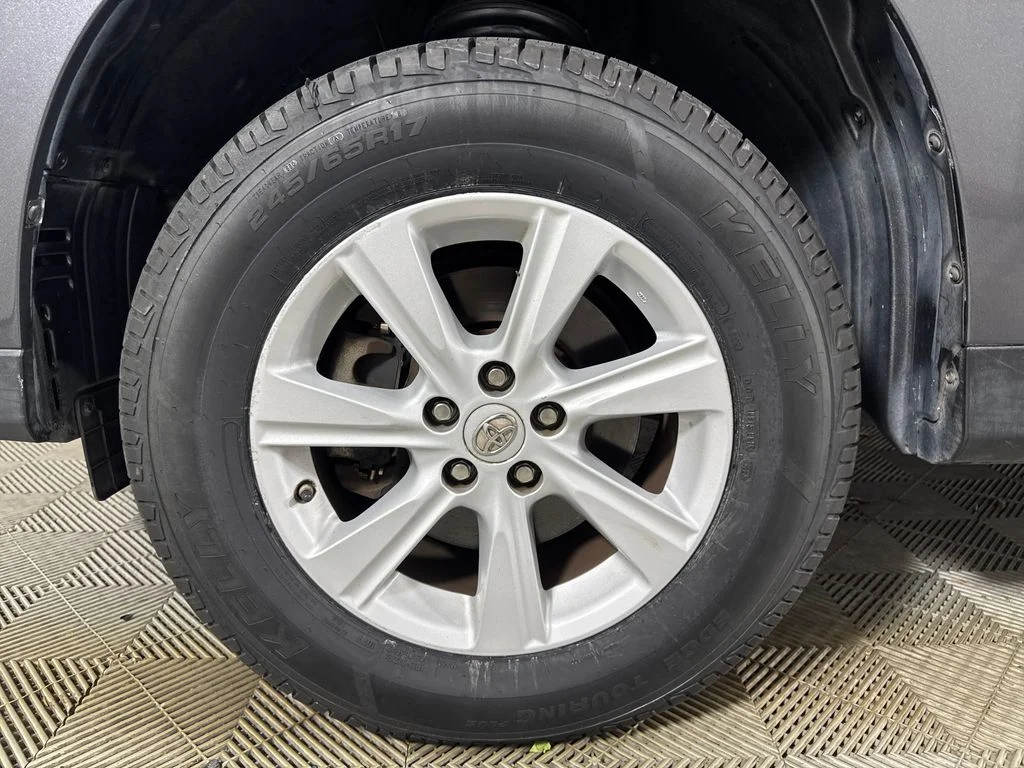 Used 2013 Gray Toyota Base image 13