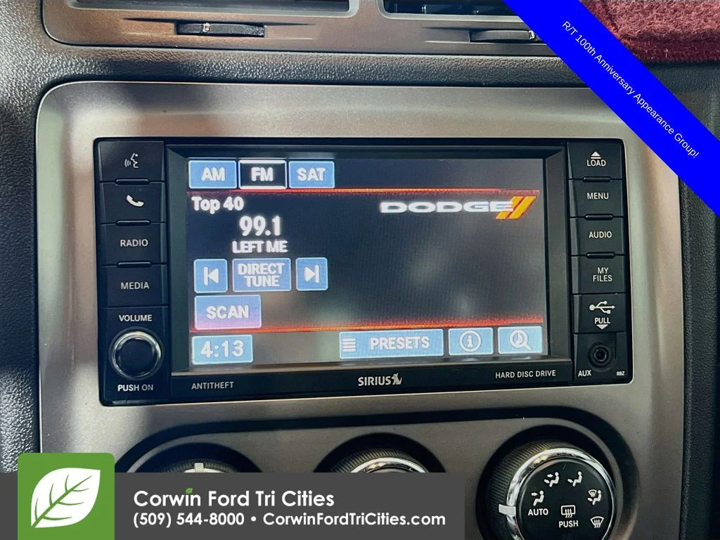 Used 2014 Bright White Clearcoat Dodge R/T image 19